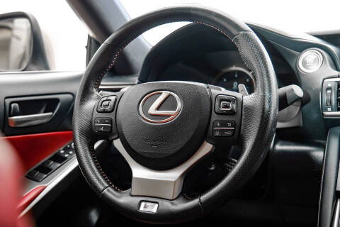 2018 Lexus IS 300
