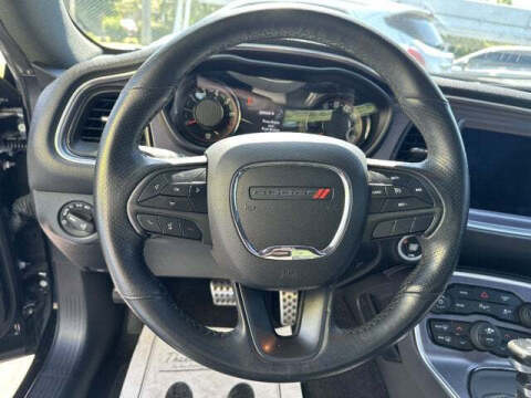 2018 Dodge Challenger SXT Plus
