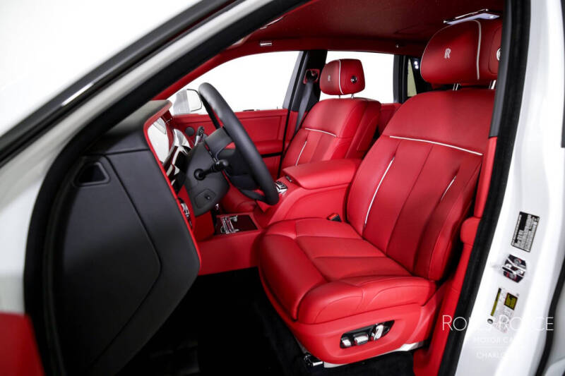 2024 Rolls-Royce Phantom