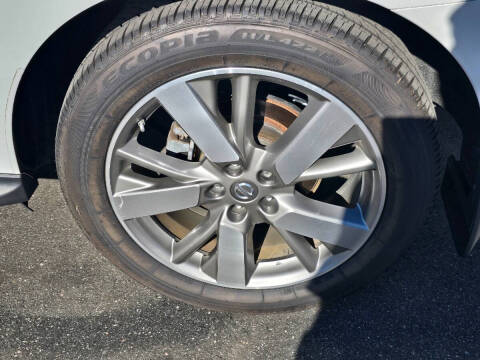 2014 Nissan Pathfinder Platinum