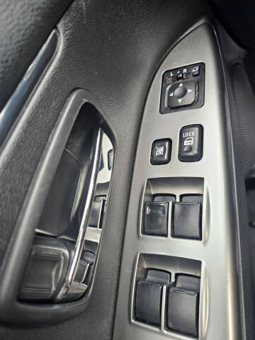 2023 Mitsubishi Outlander Sport SE