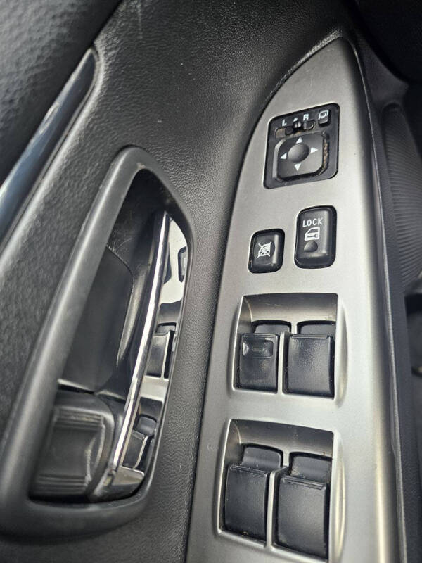 2023 Mitsubishi Outlander Sport SE