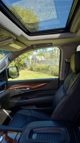 2019 Cadillac Escalade Luxury