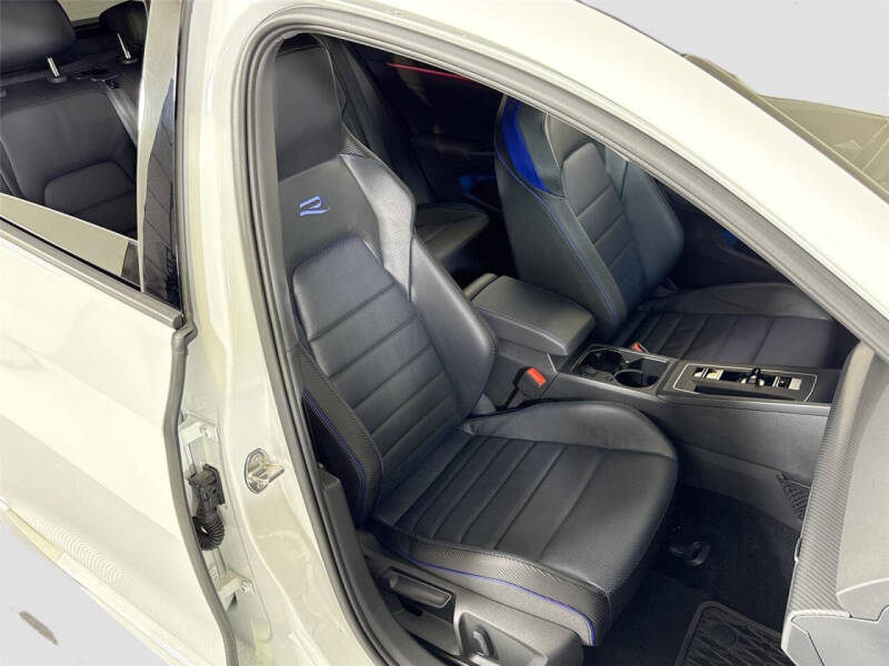 2024 Volkswagen Golf R 4Motion