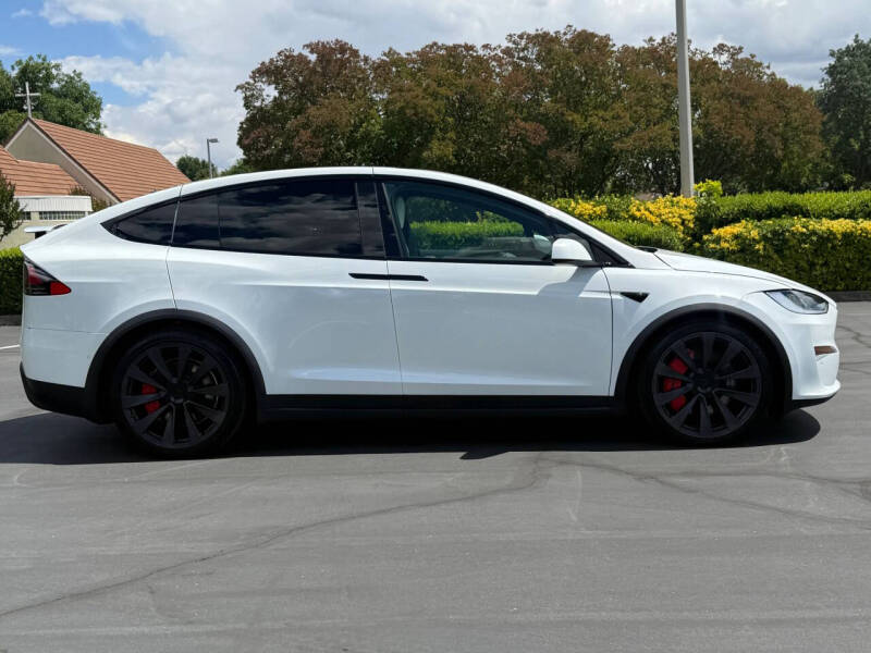 2022 Tesla Model X Plaid