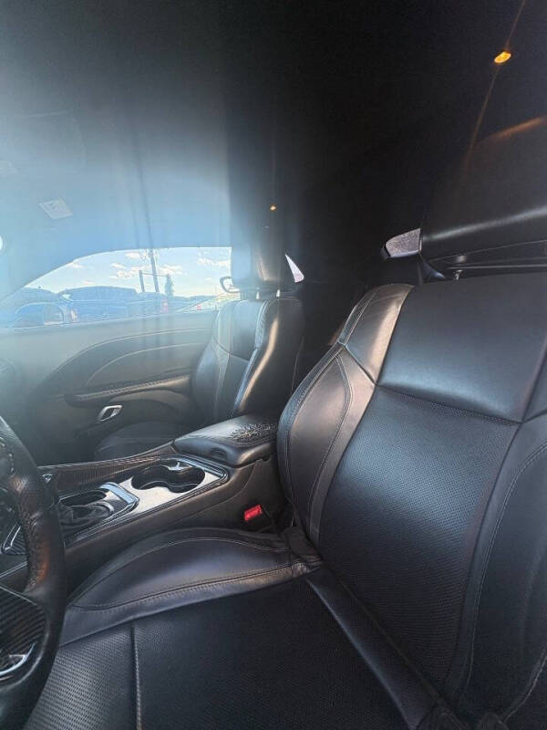 2016 Dodge Challenger SXT Plus