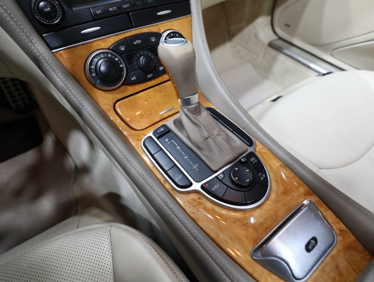 2007 Mercedes-Benz SL-Class 37