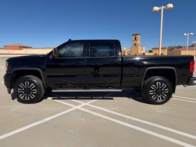 2016 GMC Sierra 2500HD Denali
