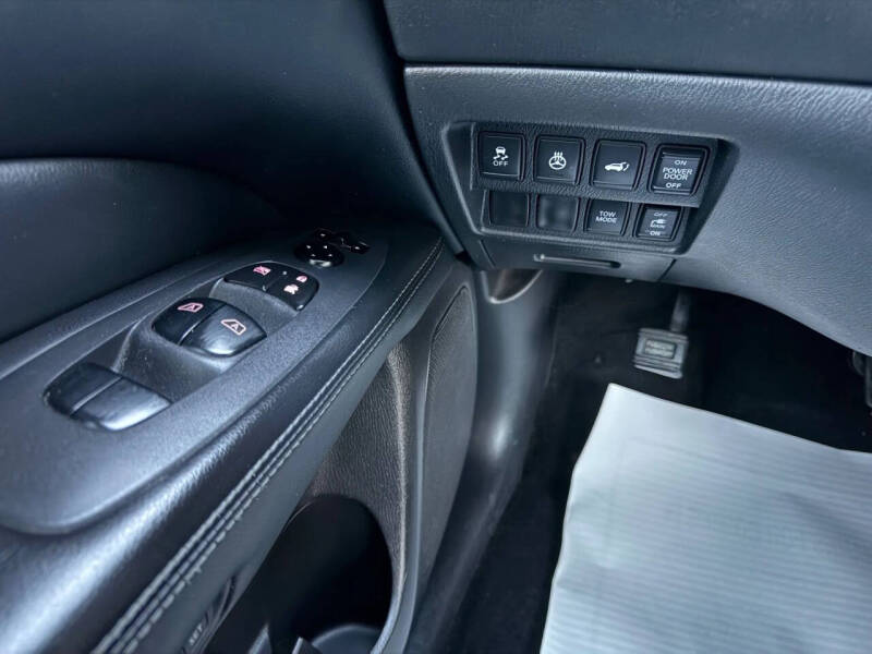 2014 Nissan Pathfinder Platinum