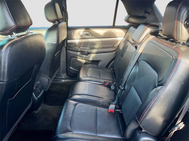 2016 Ford Explorer Sport