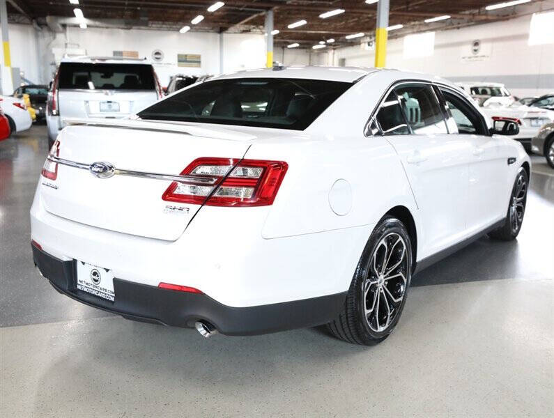 2016 Ford Taurus SHO