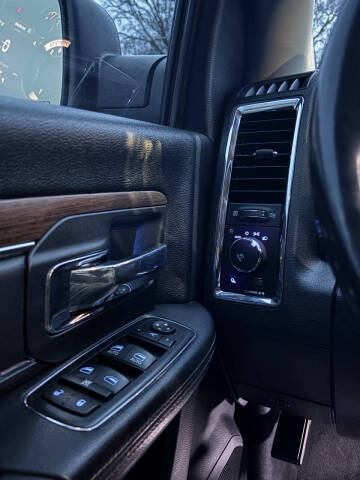 2016 RAM 2500 Laramie