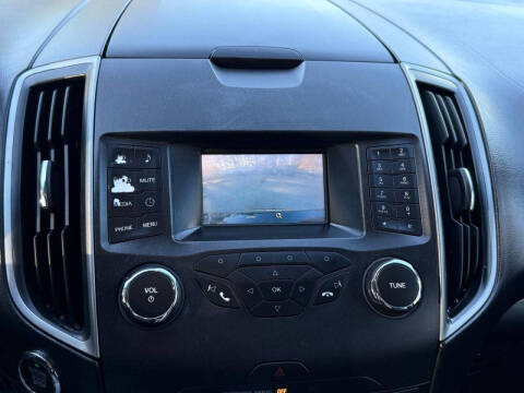 2017 Ford Edge SE