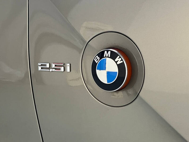 2004 BMW Z4 2.5i