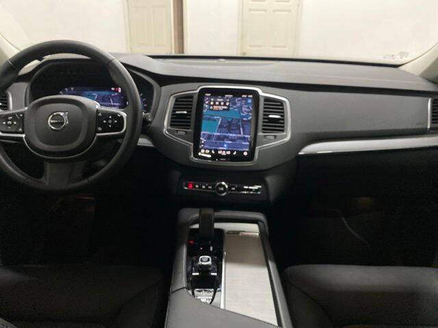 2025 Volvo XC90 B5 Core Bright Theme