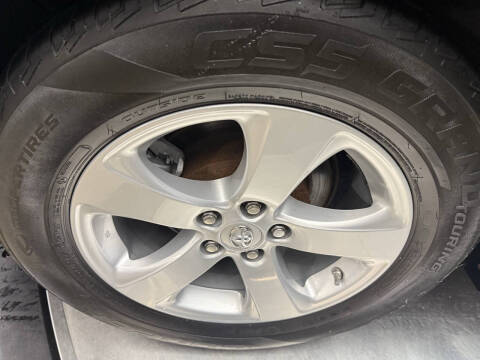 2011 Toyota Sienna Base 7-Passenger