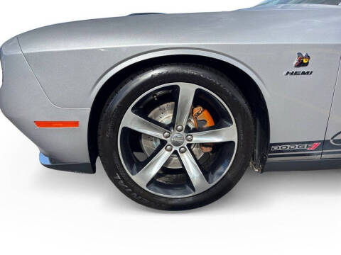 2015 Dodge Challenger R/T Plus Shaker