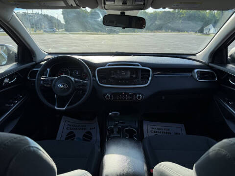 2018 Kia Sorento L