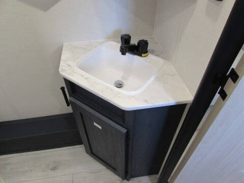 2025 Forest River AVENGER 25