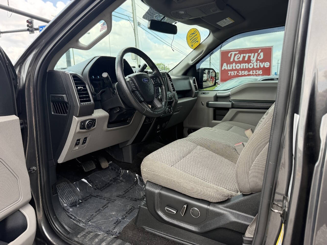 2018 Ford F-150 XLT - Photo 23