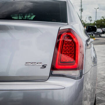 2018 Chrysler 300 S