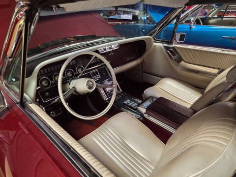 1965 Ford Thunderbird