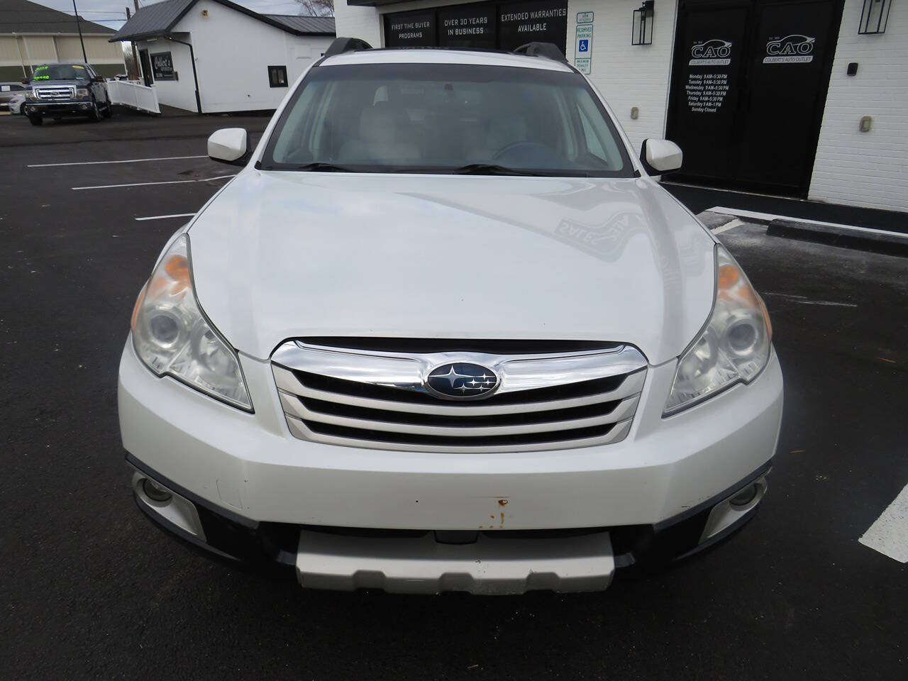 2011 Subaru Outback for sale at Colbert's Auto Outlet in Hickory, NC