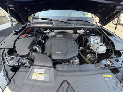 2020 Audi Q5 quattro Premium 45 TFSI