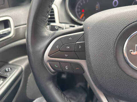 2018 Jeep Grand Cherokee Laredo E