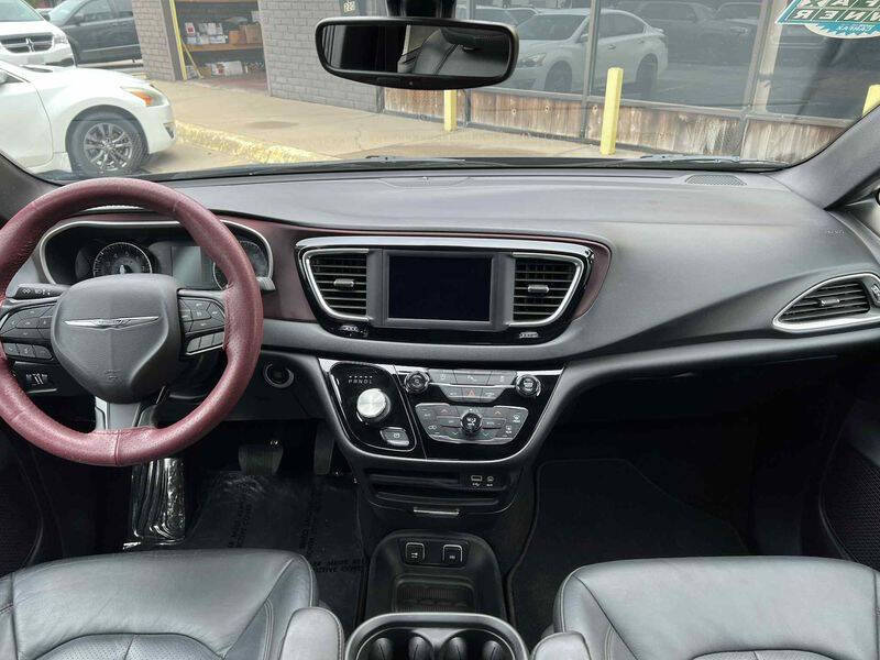 2020 Chrysler Pacifica Touring L 35th Anniversary