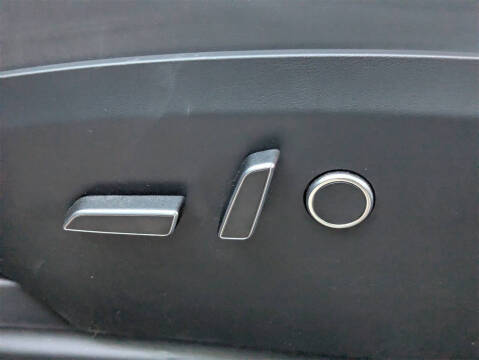 2023 Tesla Model X Standard Range