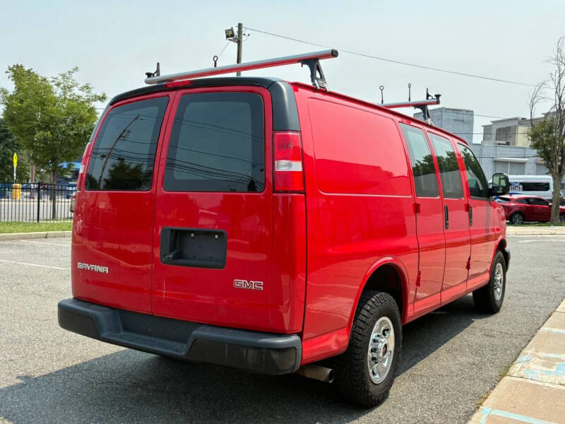 2019 GMC Savana 2500