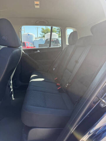 2014 Volkswagen Tiguan S 4Motion