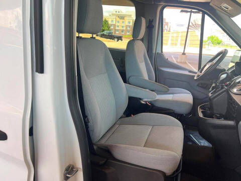 2016 Ford Transit