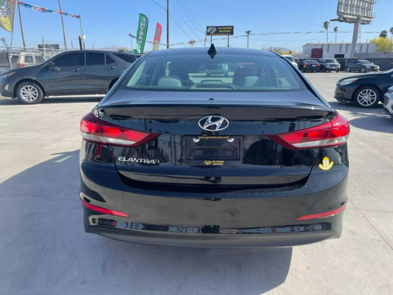 2018 Hyundai Elantra
