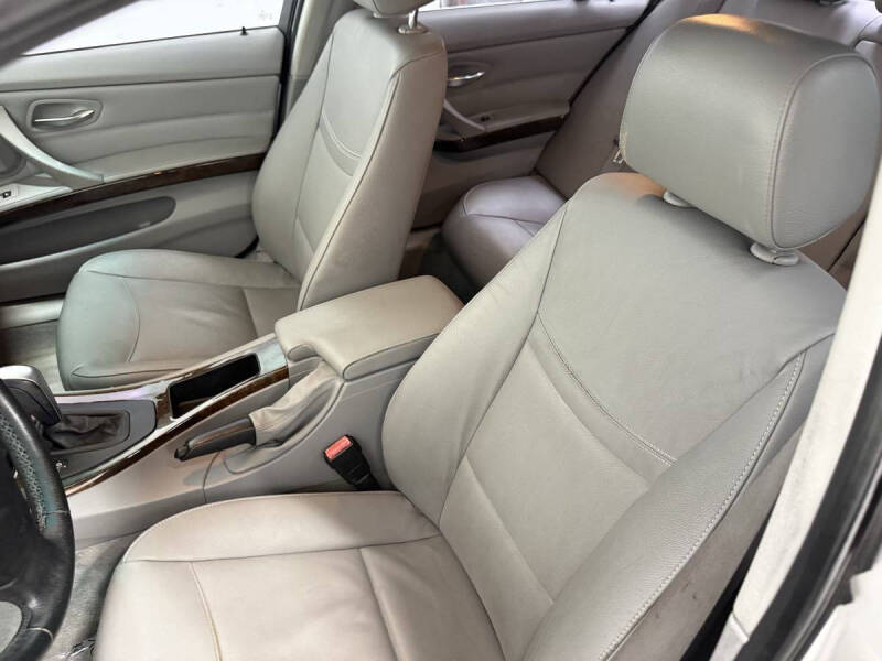 2011 BMW 3 Series 335i