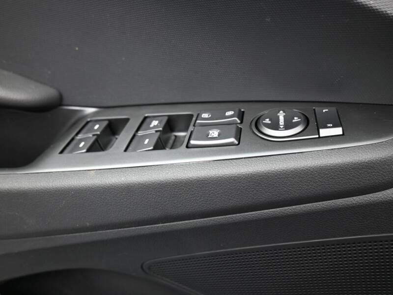 2022 Hyundai Ioniq Hybrid Blue