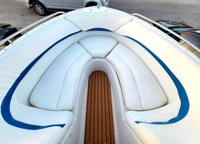 2002 Four Winns Horizon 260