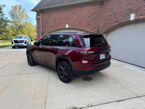 2024 Jeep Grand Cherokee Laredo X