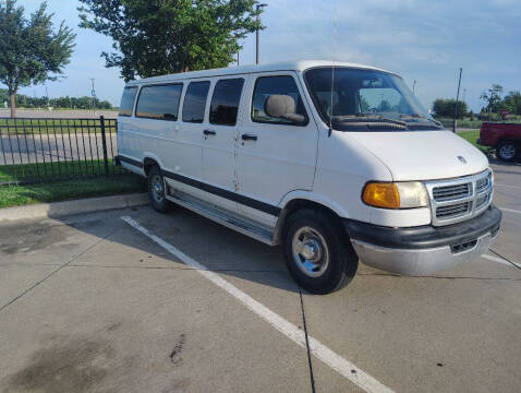 1999 Dodge Ram Van 3500 Maxi