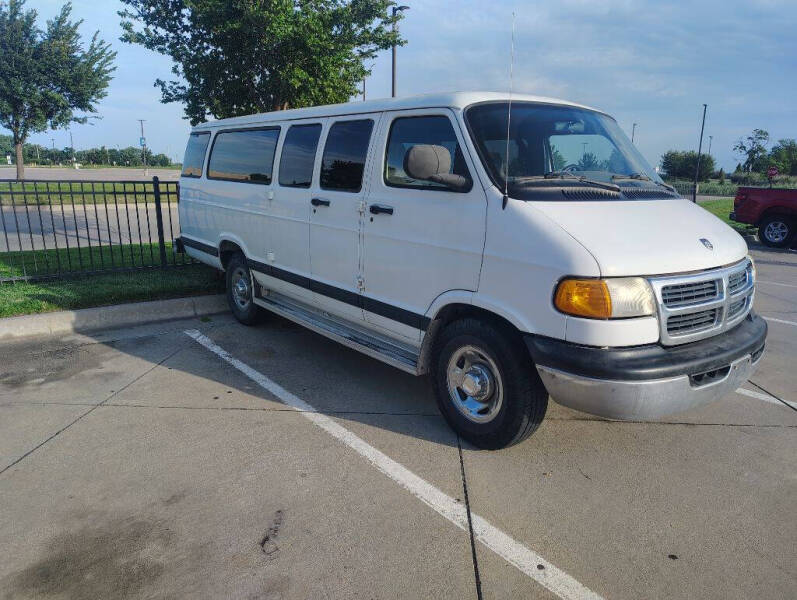 1999 Dodge Ram Van 3500 Maxi