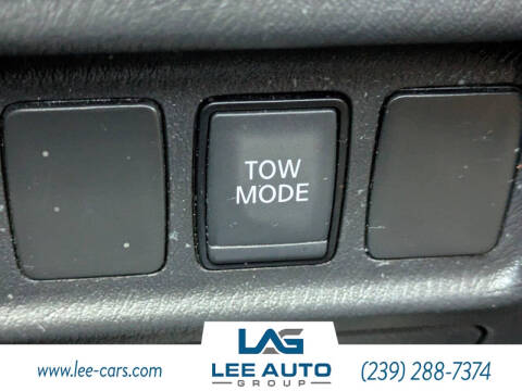 2018 Nissan Pathfinder SV