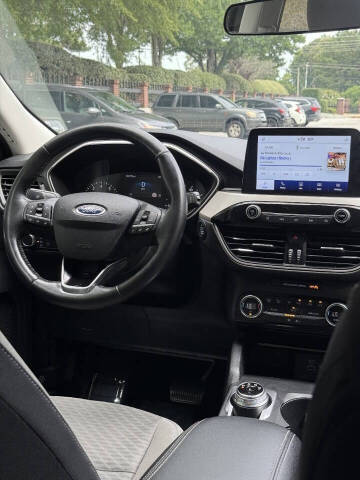 2021 Ford Escape SE