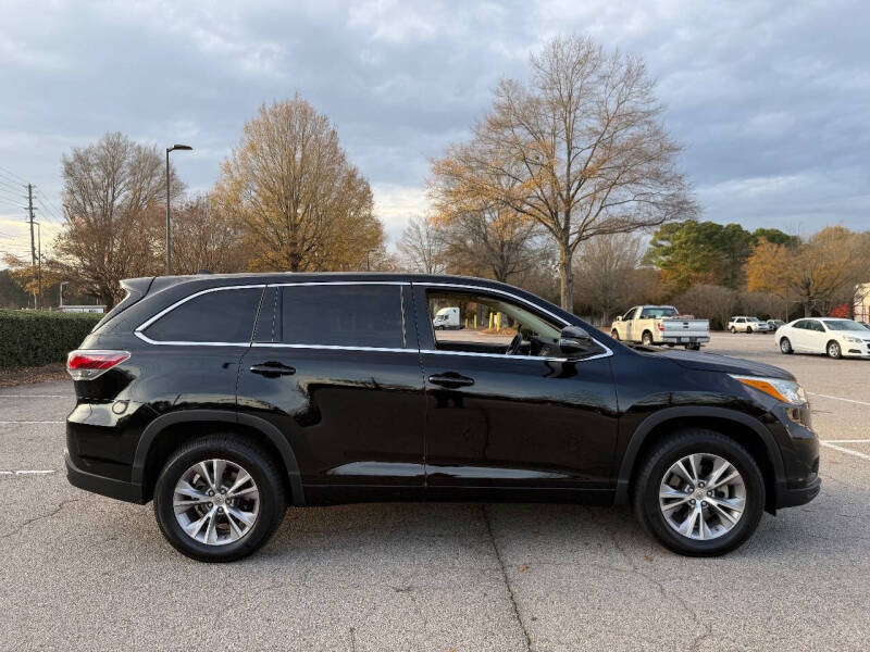 2015 Toyota Highlander LE