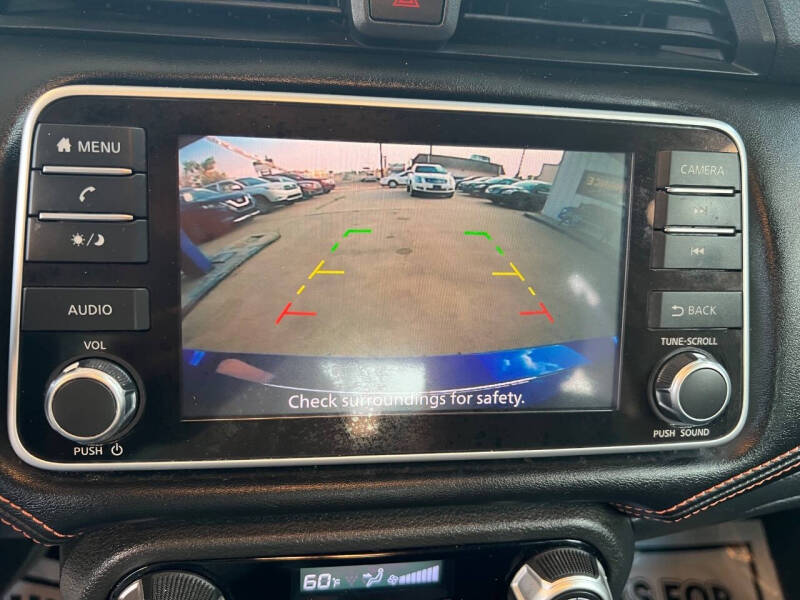 2020 Nissan Versa SR