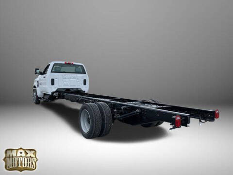 2023 Chevrolet Silverado 6500HD