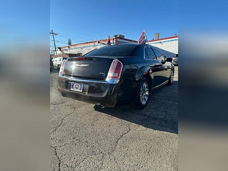 2013 Chrysler 300 C
