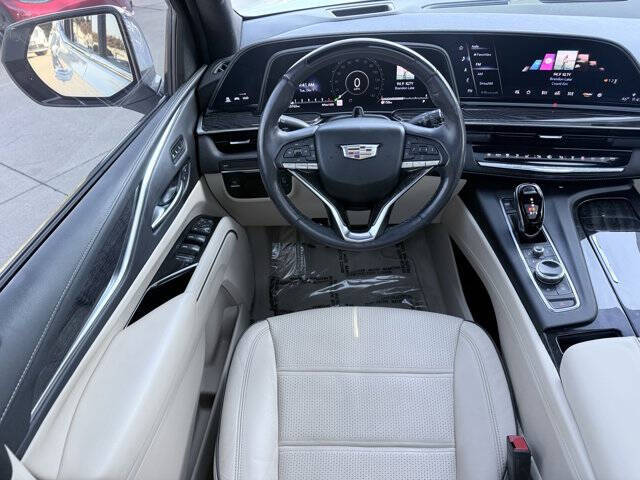 2023 Cadillac Escalade Premium Luxury