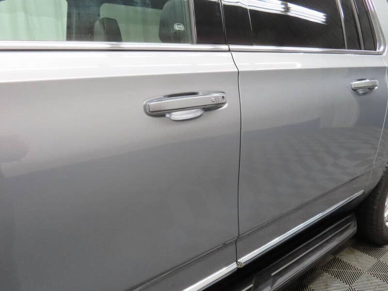 2024 GMC Yukon XL SLT