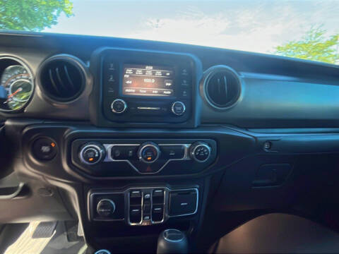 2021 Jeep Gladiator